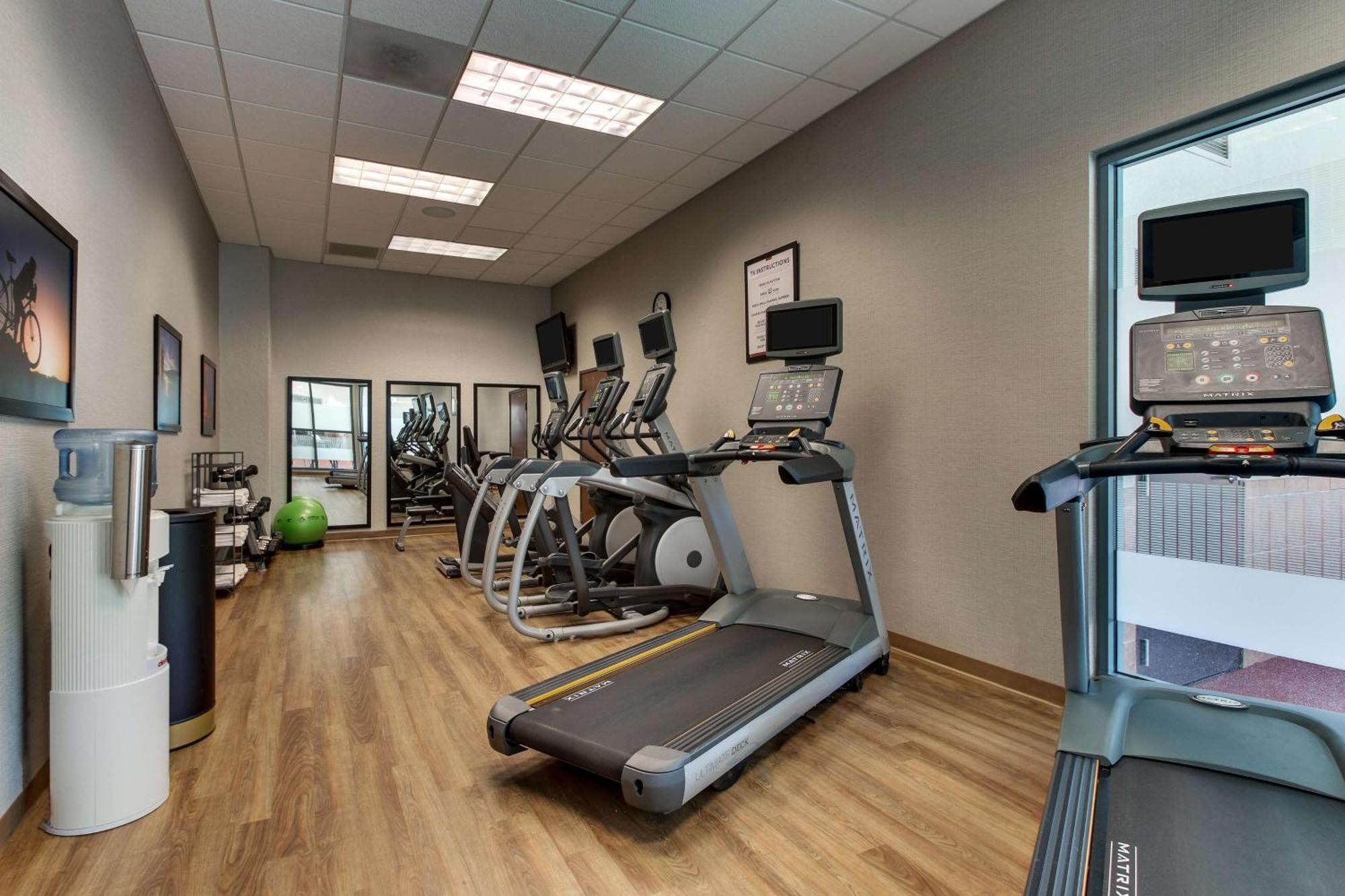 Drury Inn & Suites Phoenix Happy Valley Esterno foto