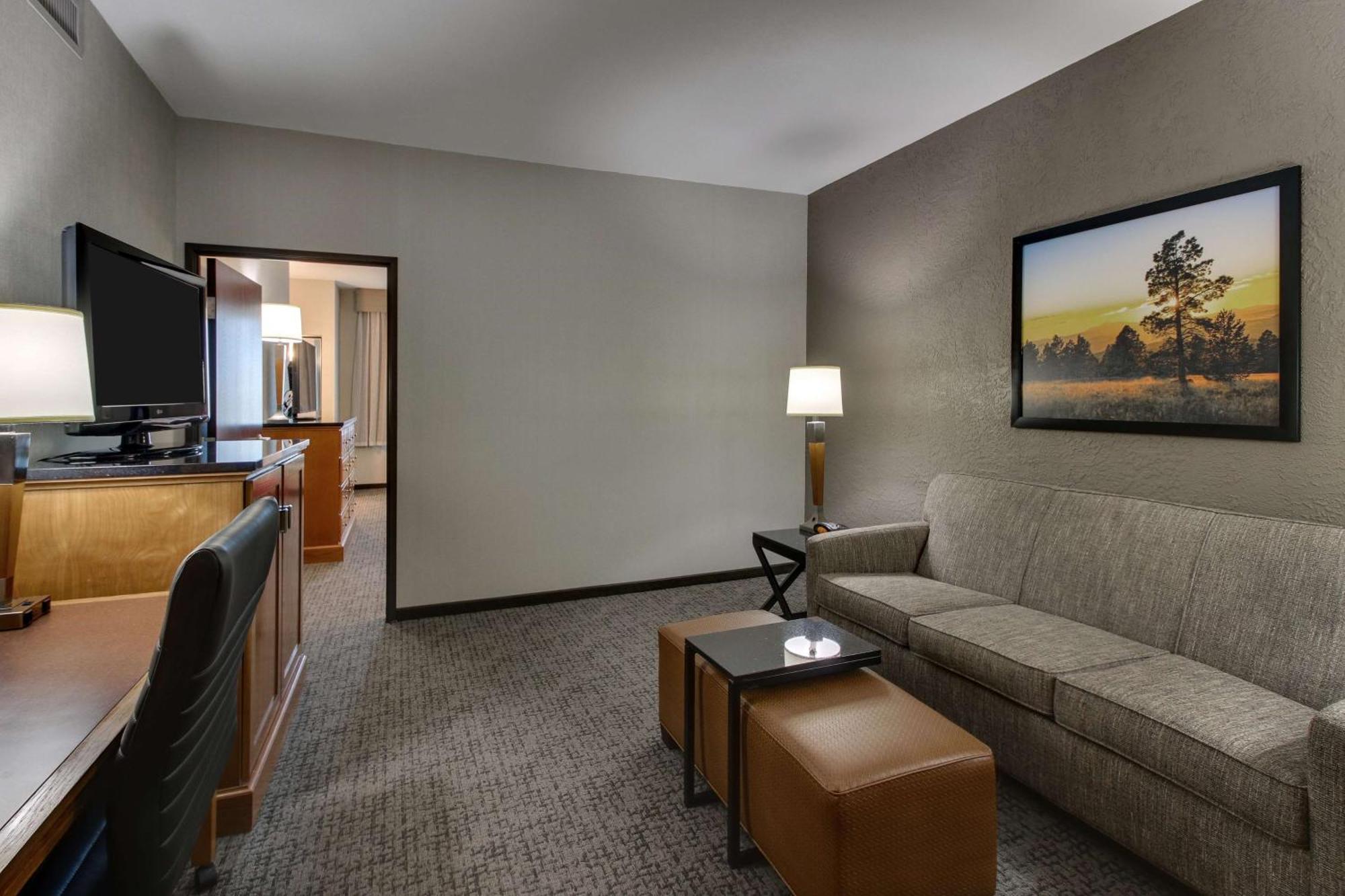 Drury Inn & Suites Phoenix Happy Valley Esterno foto