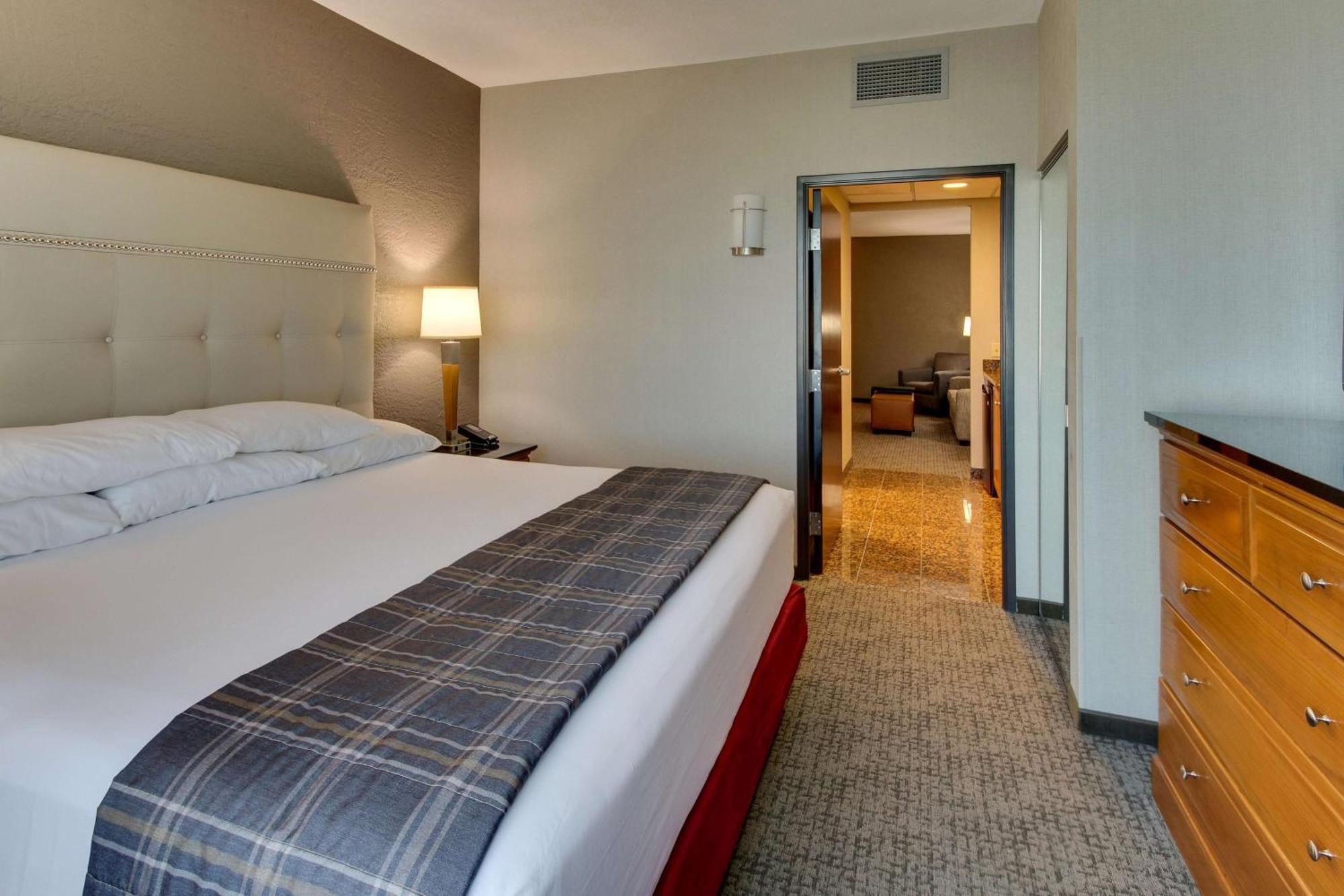 Drury Inn & Suites Phoenix Happy Valley Esterno foto