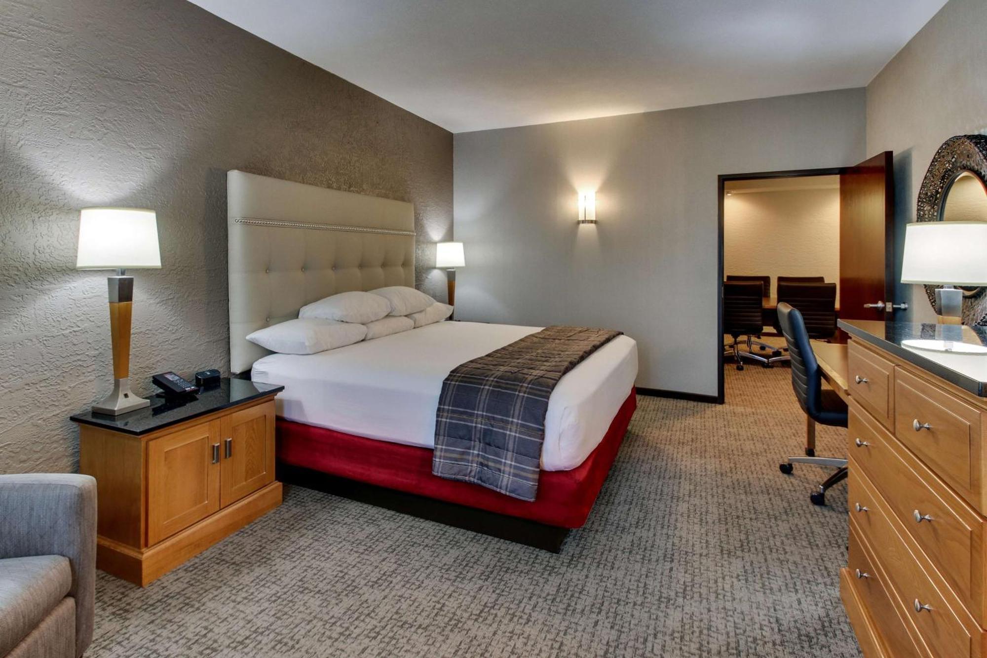Drury Inn & Suites Phoenix Happy Valley Esterno foto