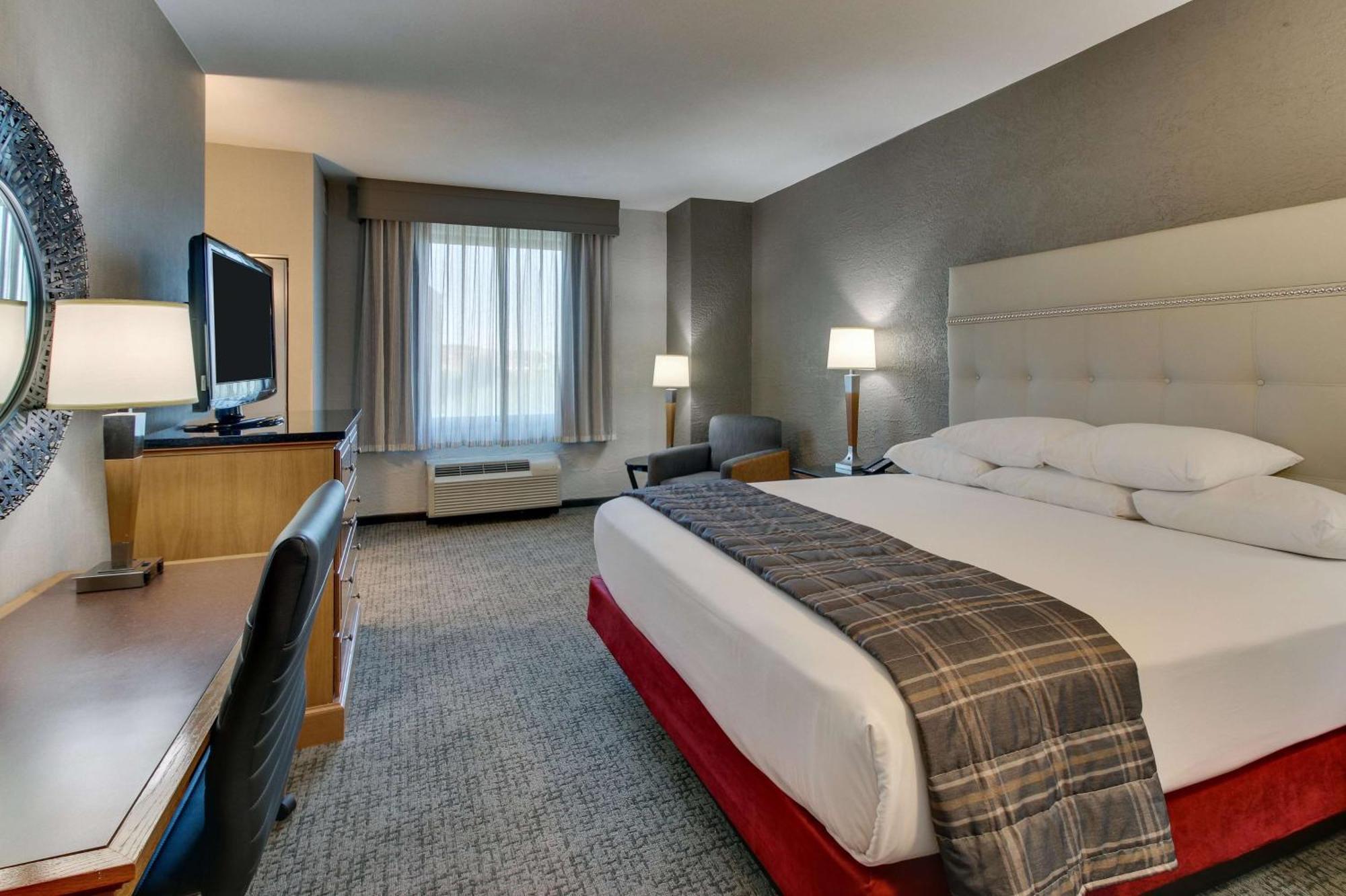 Drury Inn & Suites Phoenix Happy Valley Esterno foto