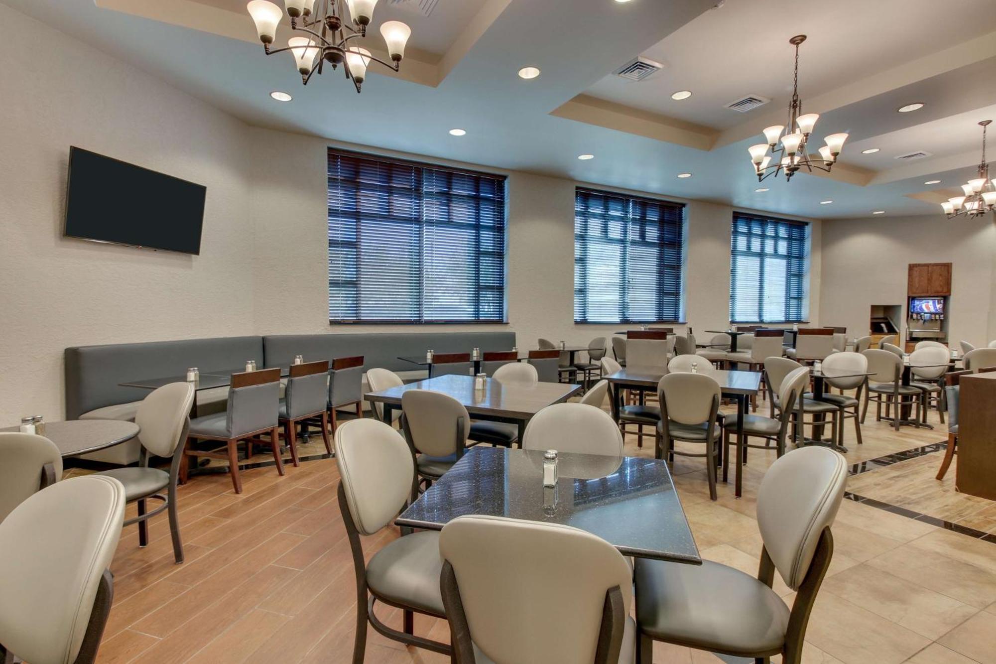 Drury Inn & Suites Phoenix Happy Valley Esterno foto